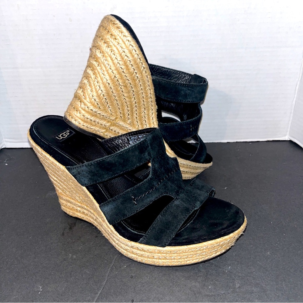 UGG Australia Tawny Espadrille Wedges Women’s Size 8